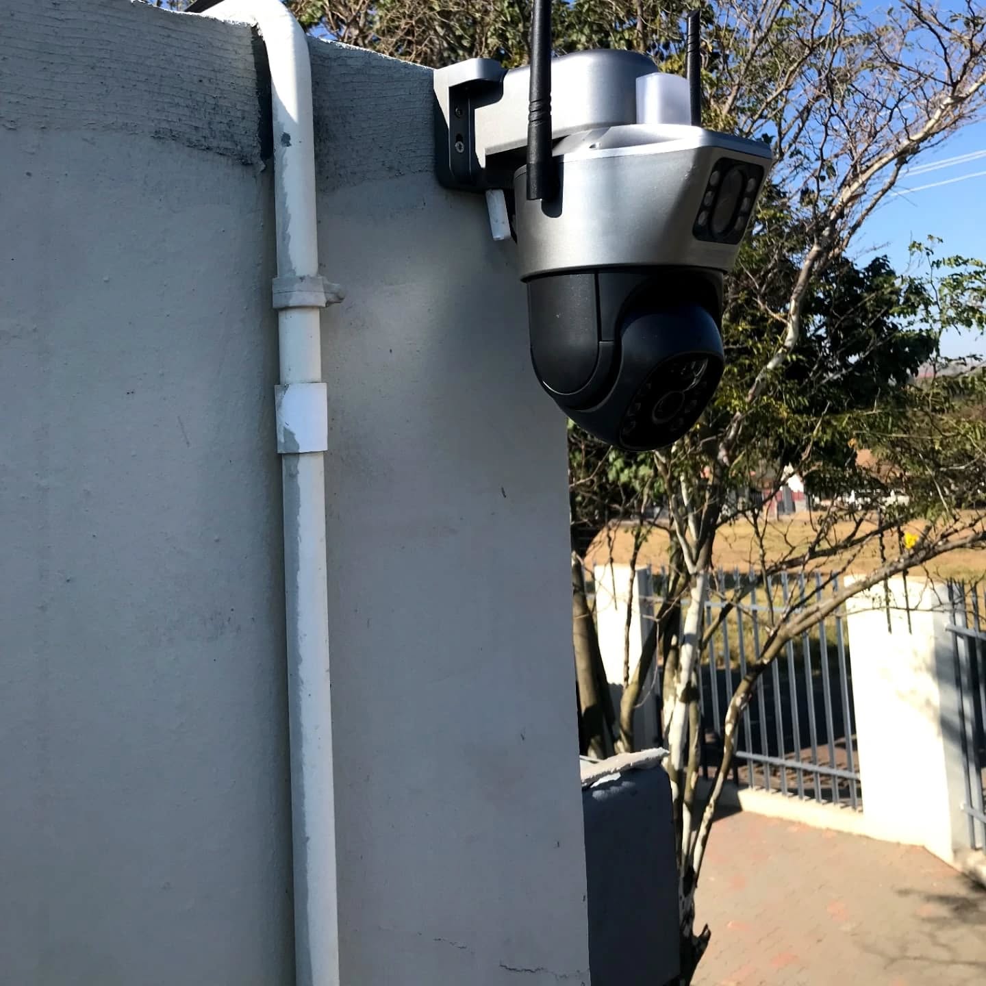 Mortion detection cameras - installed by Pretoria Gates Smart Motion Detection Cameras - pretoriagates.co.za/cct-cameras